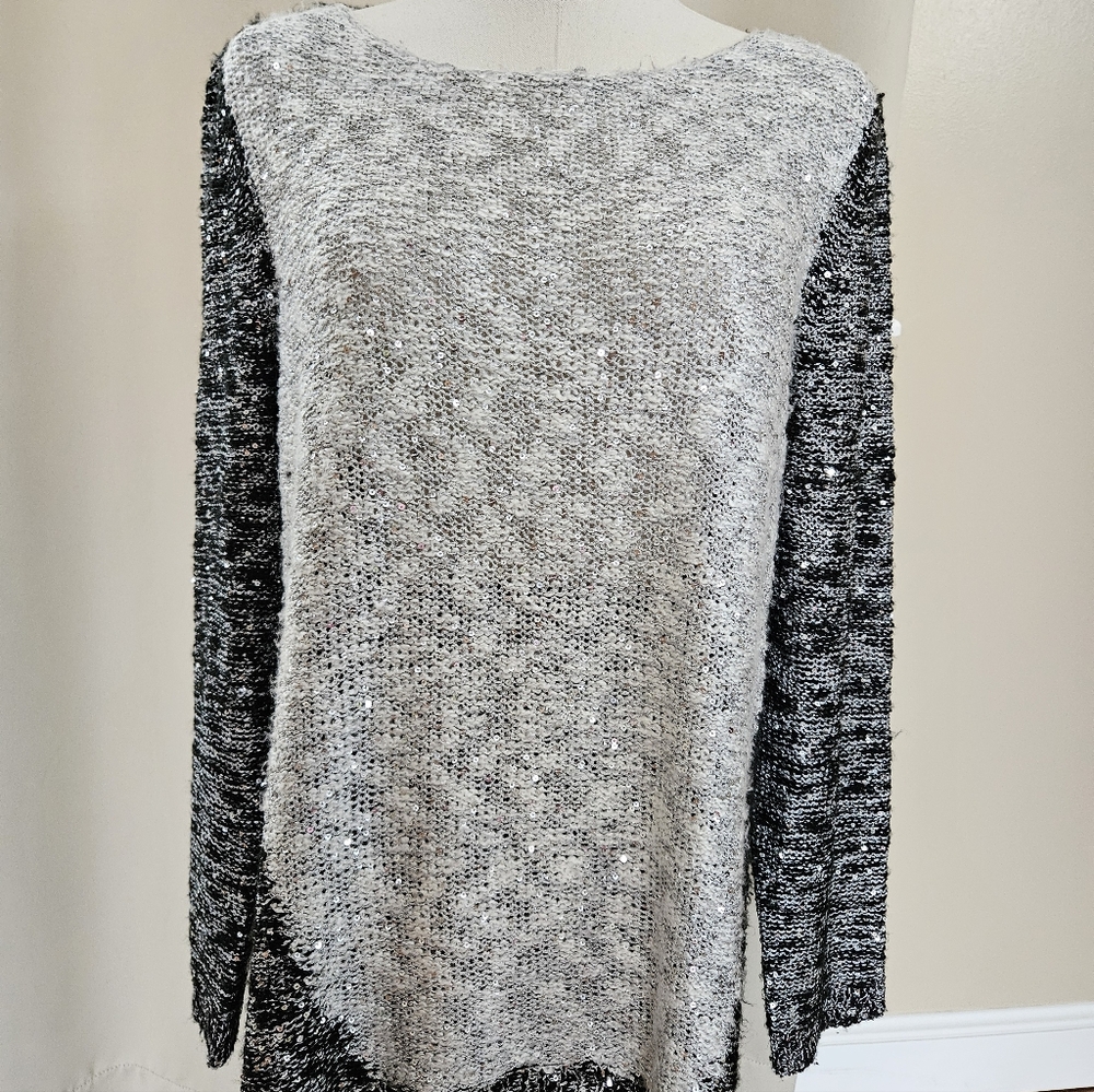 Alfani Women's Black and Gray Sequin Sweater Size L
